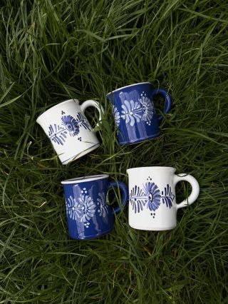 Kopretinový vzor je oblíbenou volbou pro ty, kdo mají rádi špetku tradice a jemnosti. Najdete ho na našem e-shopu pod...